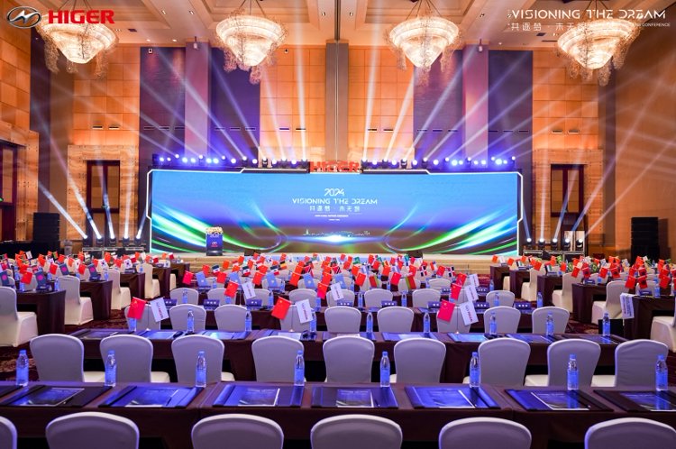HIGER Creating a Branded Business Reception Experience for a Dealer Conference project image 4