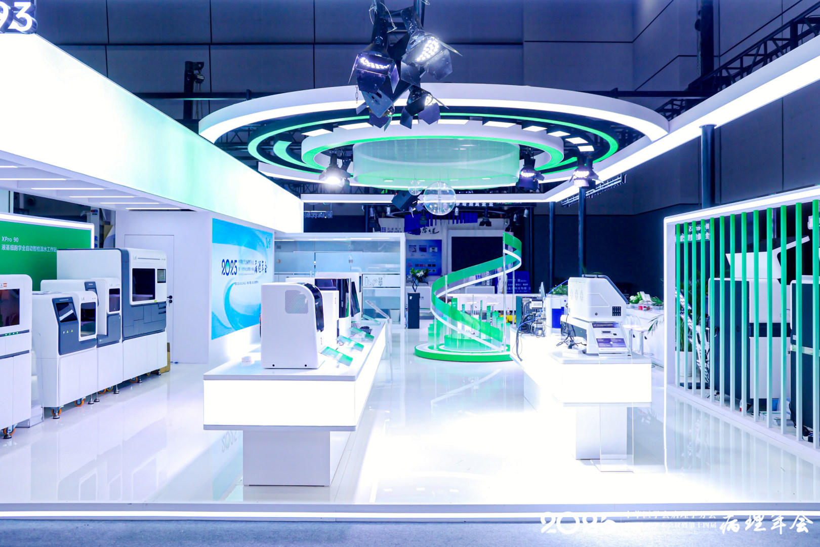 LBP System / Anbiping LBP System Exhibition Design for the 2025 Chinese Pathology Annual Conference project image 4
